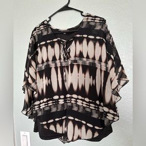 Sara Michelle ladies blouse! Size M. Gorgeous!! 😍